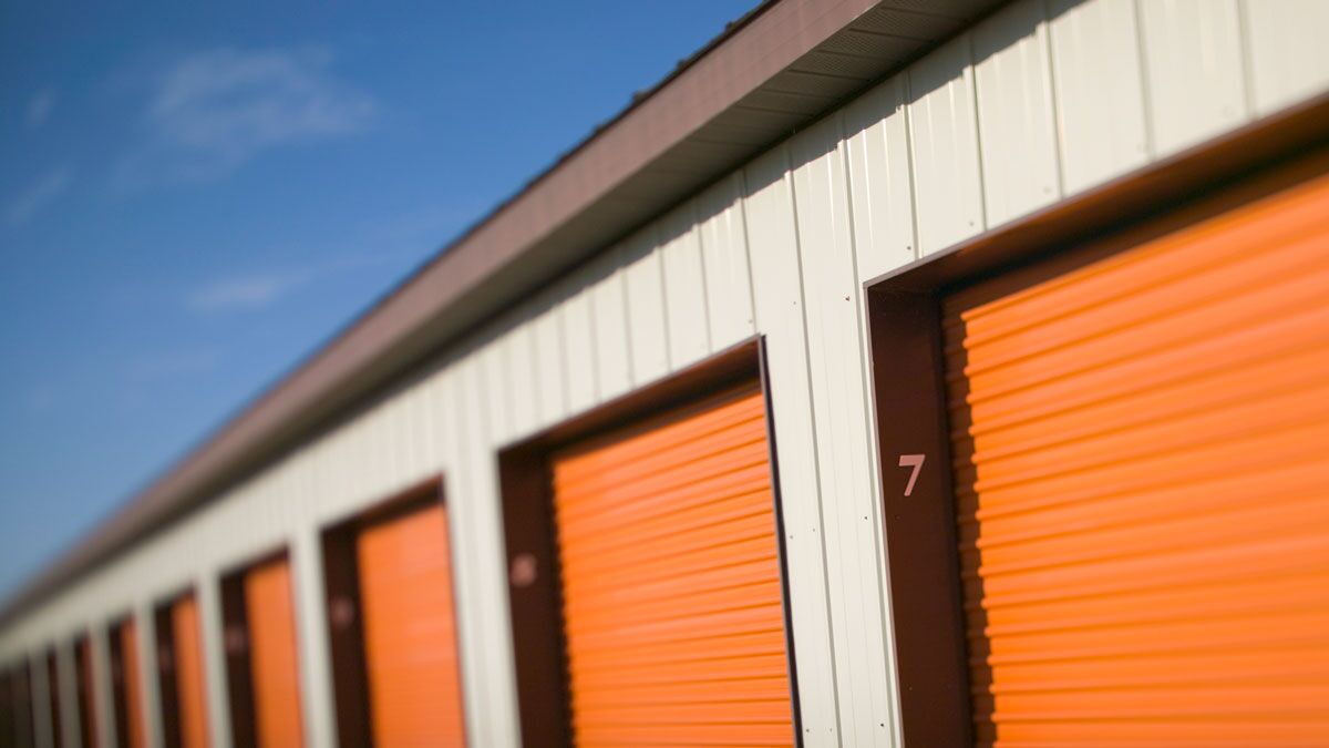 Self storage golden rules blog hero image-General Purpose Self storage facility with orange doors