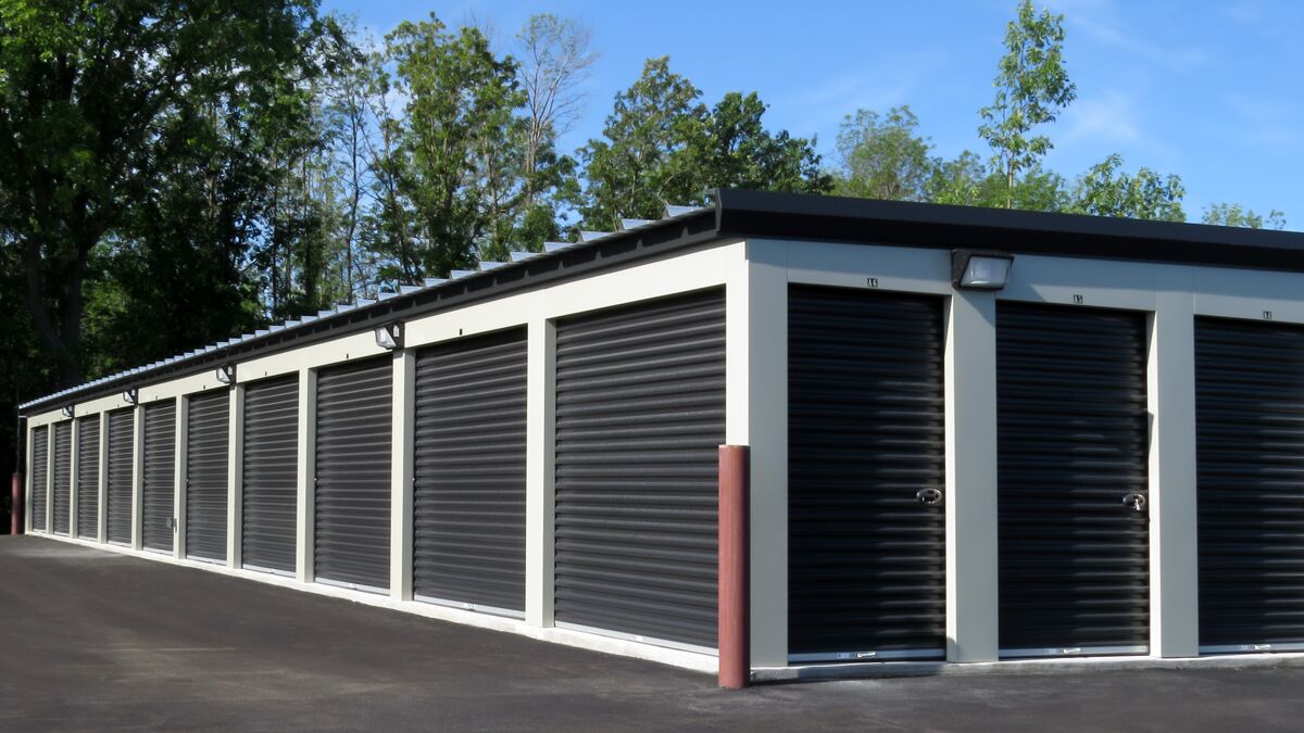 Unlocking self storage benefits blog hero image-General Purpose